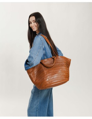 Leather shoulder bag Lewisburg Bricks Tan | BIBA Shops