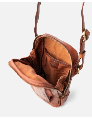 Bandolera de piel Tipton Out Negro | BIBA Shops