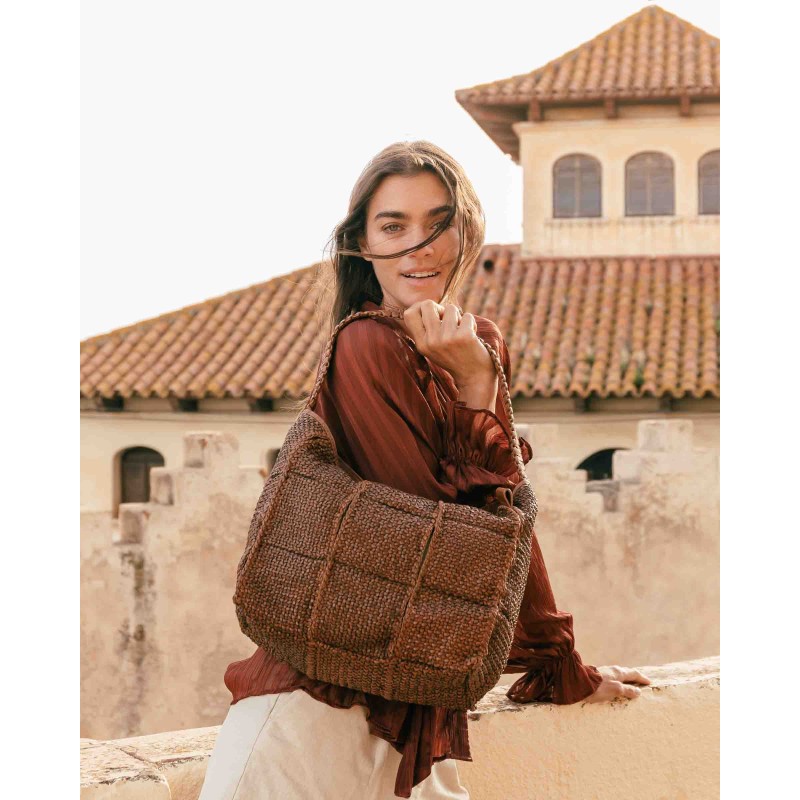 Leather shoulder bag Kenett Tan | BIBA Shops