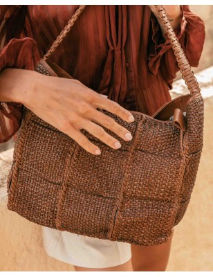 Leather shoulder bag Kenett Tan | BIBA Shops