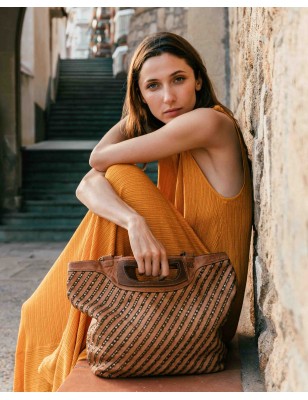 Bossa d'espatlla de pell Stella Negre | BIBA Shops
