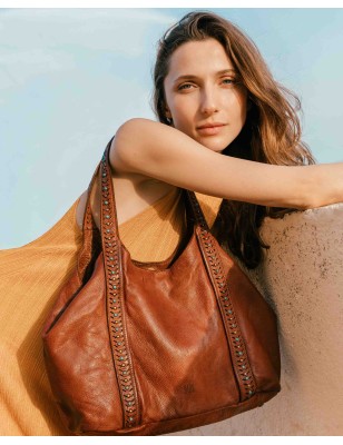 Leather shoulder bag Winkler Tan | BIBA Shops