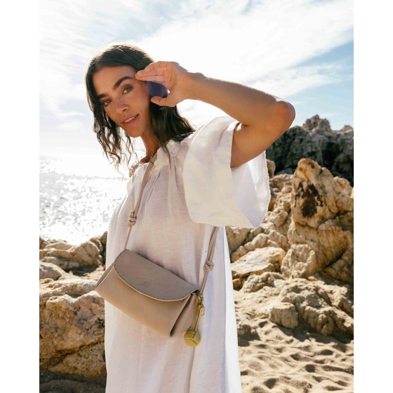 Leather cross bag Isle Black | BIBA Shops