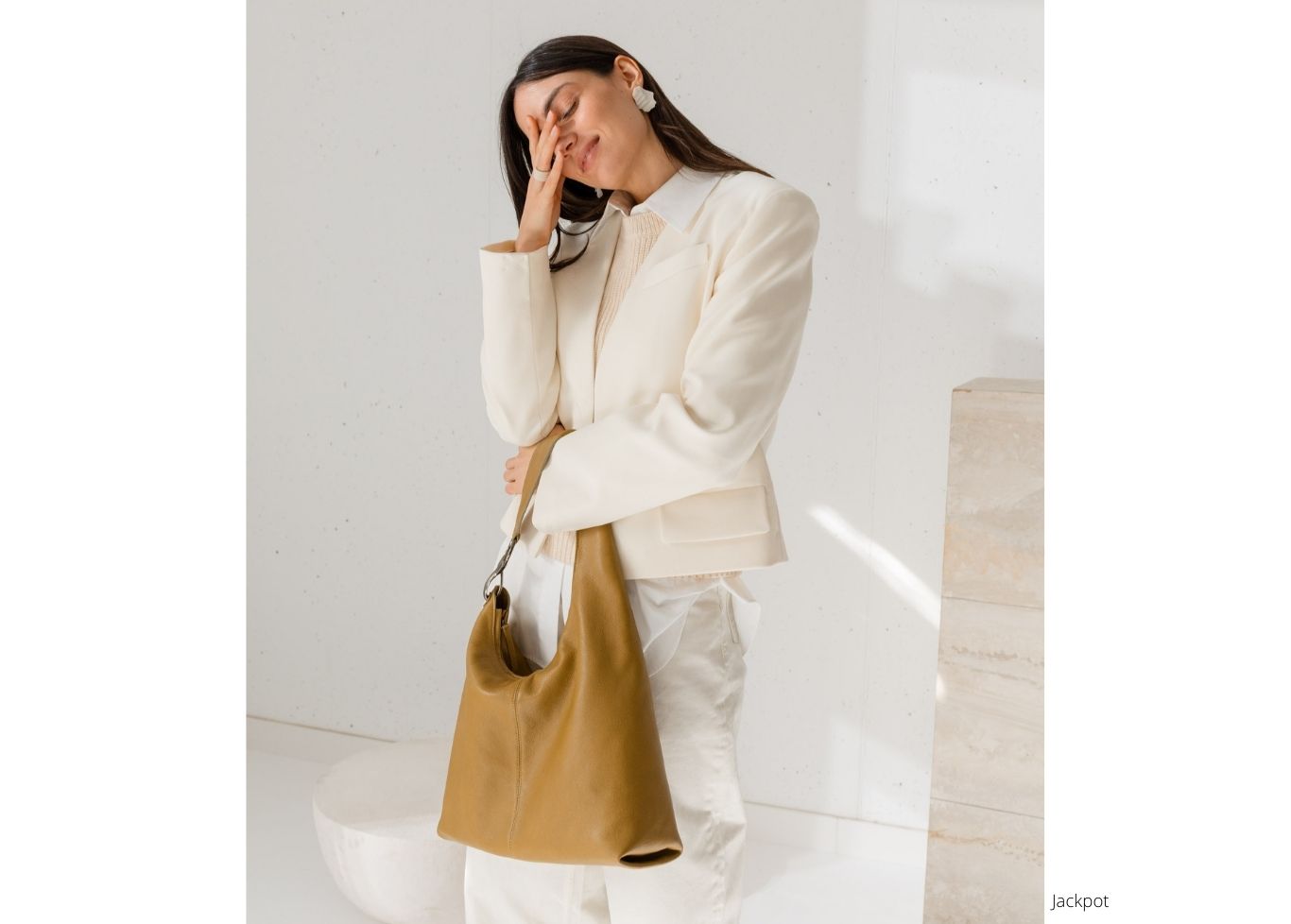 Leather bag